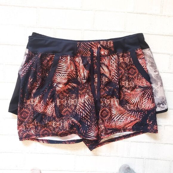 FREE 2 Sport Shorts M/L - Picture 8 of 9